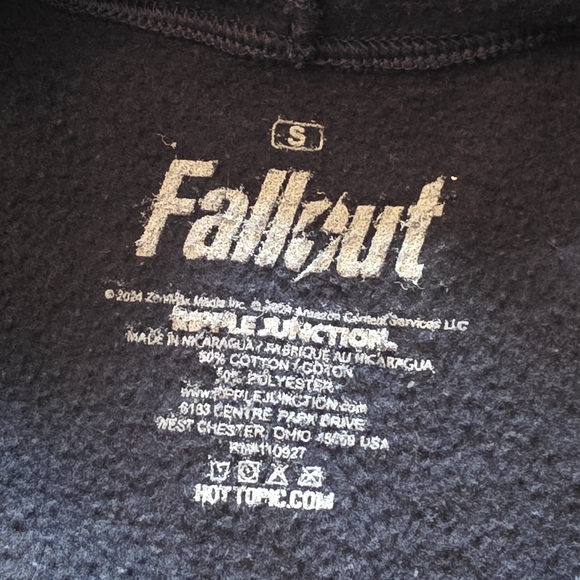 FallOut Vault-Tec Navy Zip Hoodie with Yellow Logo - Picture 4 of 4